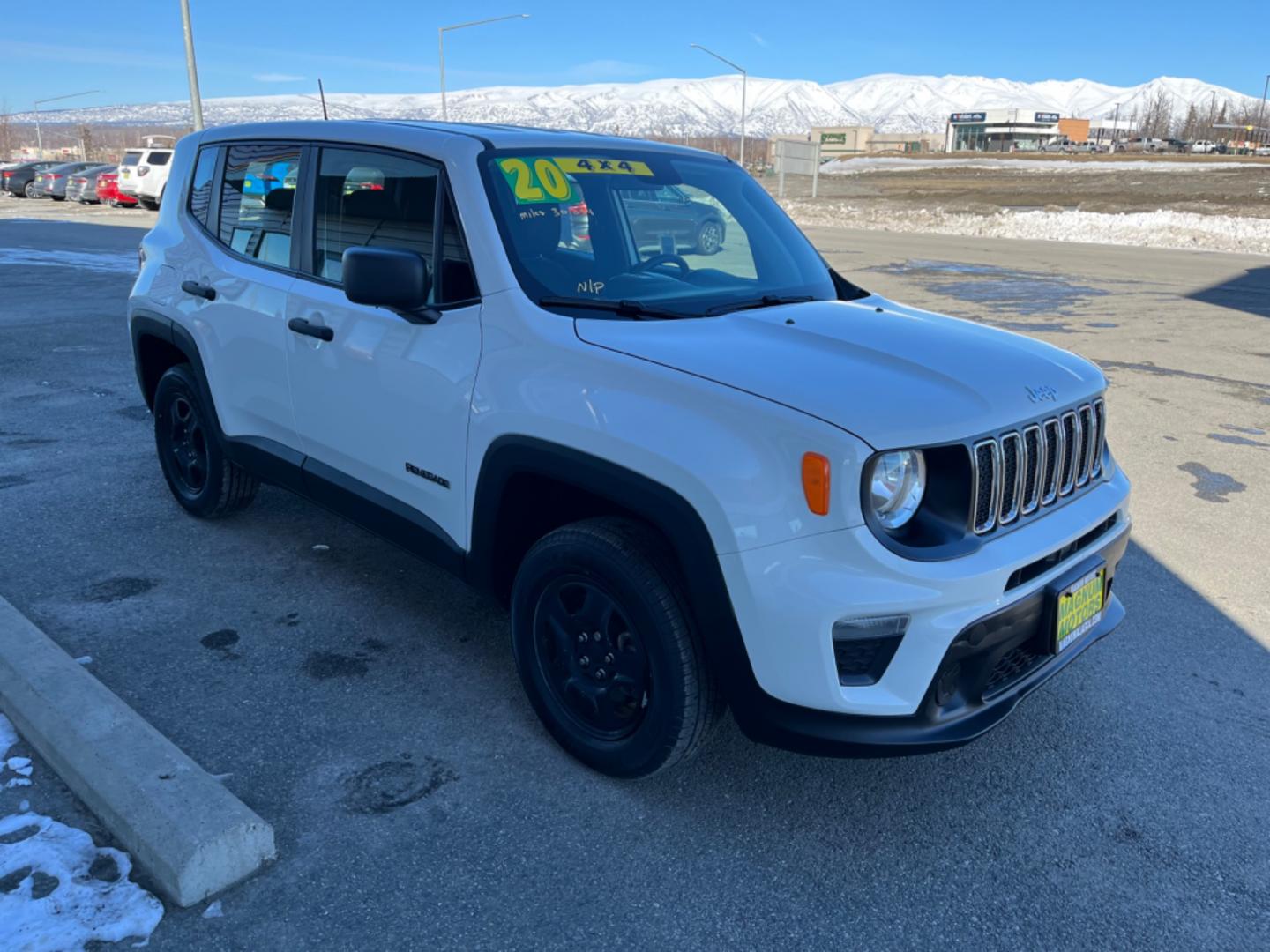 2020 WHITE /Black JEEP RENEGADE SPORT (ZACNJBAB0LP) with an 2.4L engine, Automatic transmission, located at 1960 Industrial Drive, Wasilla, 99654, (907) 274-2277, 61.573475, -149.400146 - Photo#5